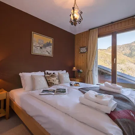 Chalet Chalet Bolt Hole